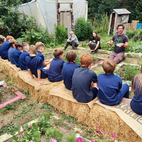 518358265_748635291033353_5316102820321165815_n